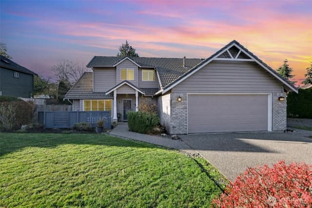 Property photo for 10706 53rd Avenue W, Mukilteo