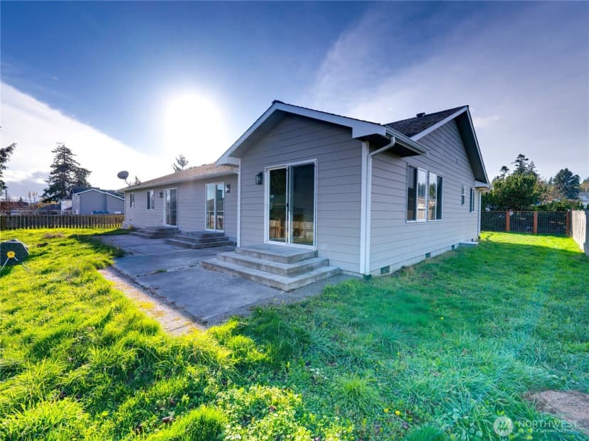Property photo for 500 Sw Erie Street, Oak Harbor photo 29