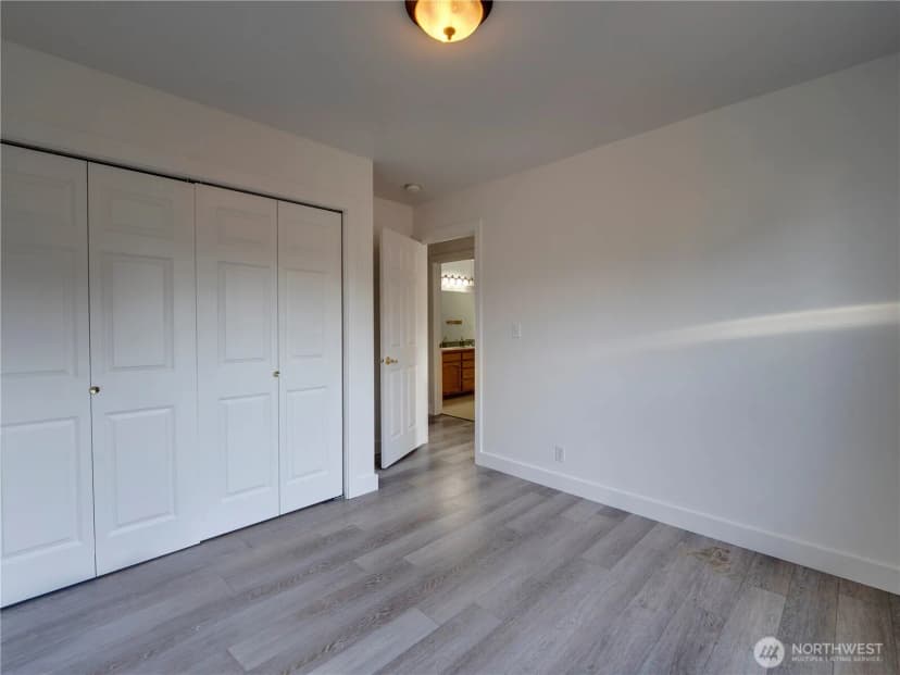 Property photo for 500 Sw Erie Street, Oak Harbor photo 21