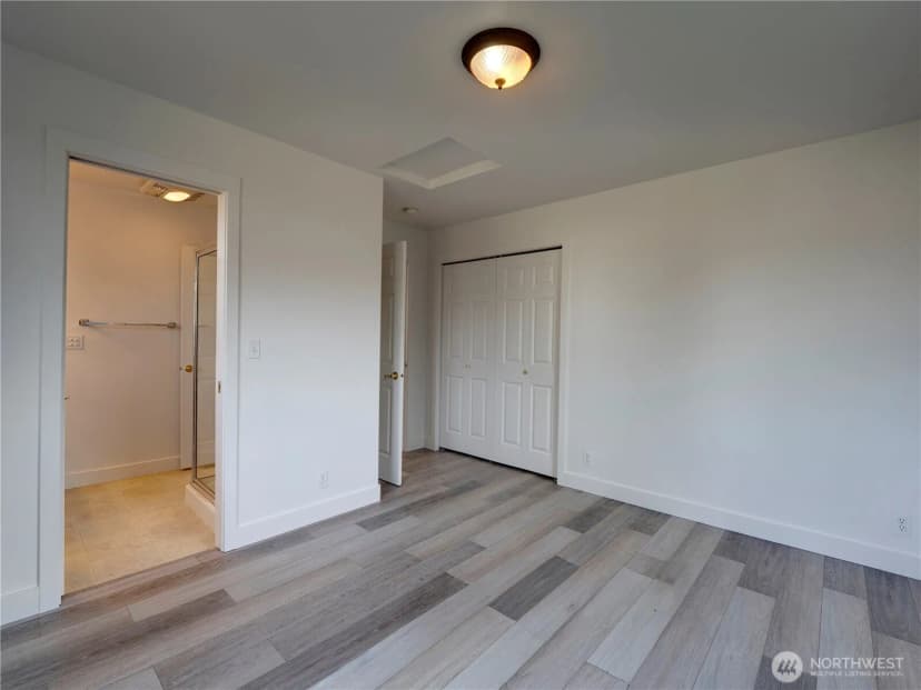 Property photo for 500 Sw Erie Street, Oak Harbor photo 25