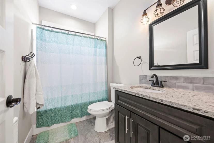 Property photo for 1110 194th Street, Long Beach photo 30
