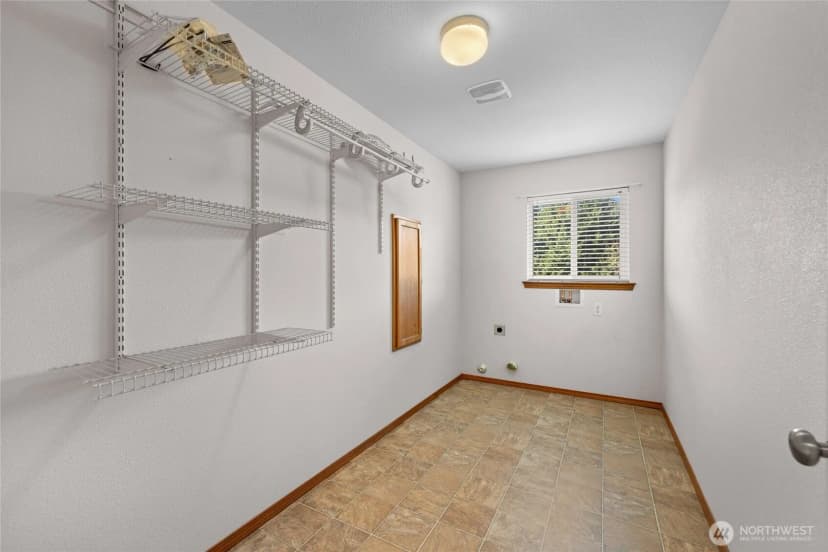 Property photo for 236 Easton, Eatonville photo 26