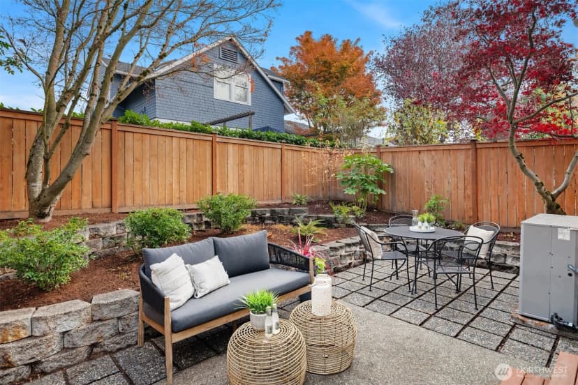 Property photo for 1430 32nd Avenue, Seattle photo 15