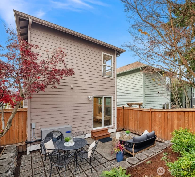 Property photo for 1430 32nd Avenue, Seattle photo 16
