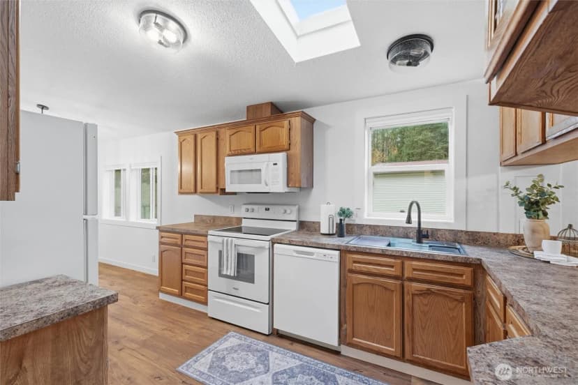 Property photo for 8381 N Telegraph Road, Everson photo 6