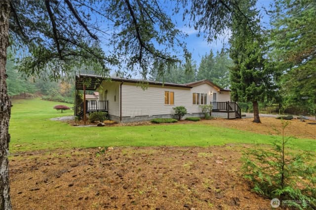 Property photo for 8381 N Telegraph Road, Everson photo 2