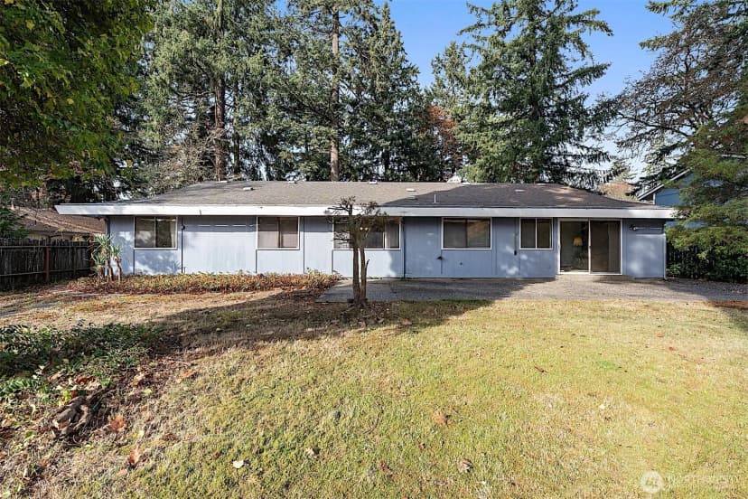 Property photo for 7407 Onyx Drive Sw, Lakewood photo 34