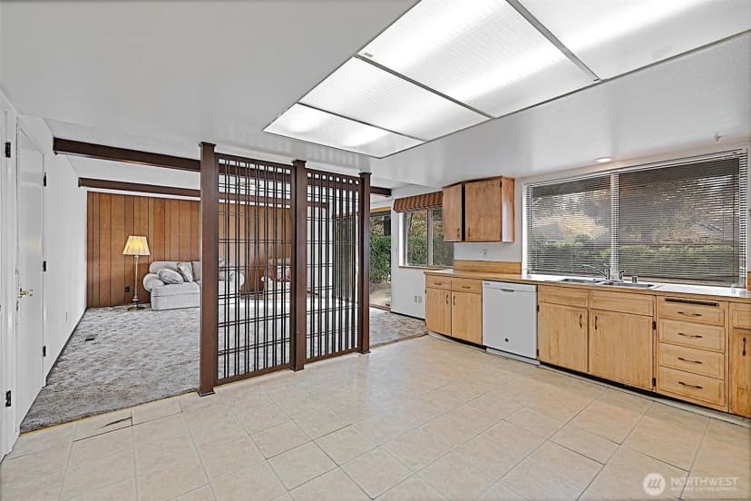 Property photo for 7407 Onyx Drive Sw, Lakewood photo 10