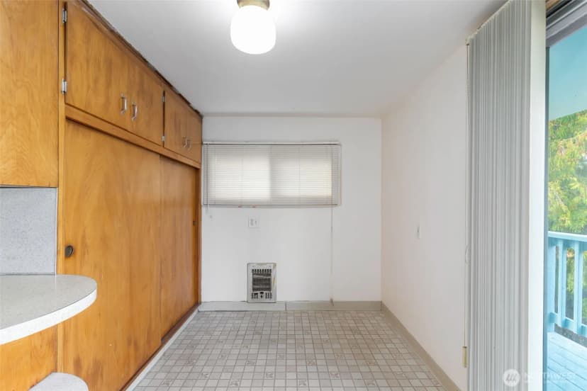 Property photo for 12207 S 14th Avenue, Seattle photo 14