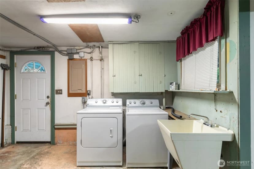 Property photo for 12207 S 14th Avenue, Seattle photo 22