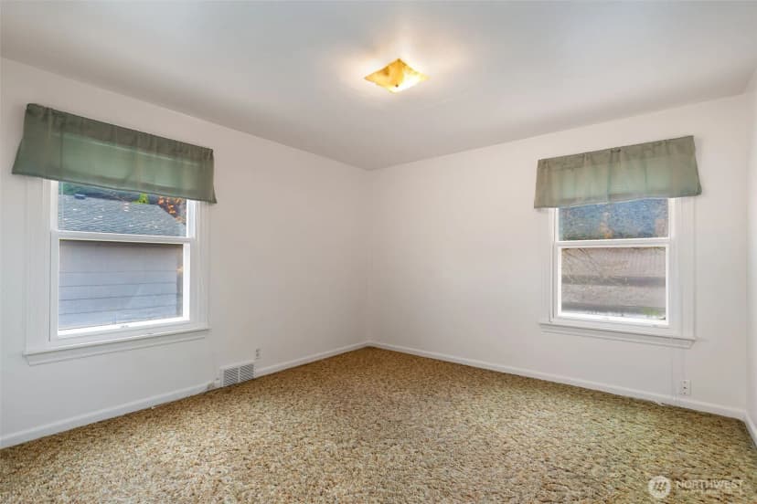 Property photo for 12207 S 14th Avenue, Seattle photo 15