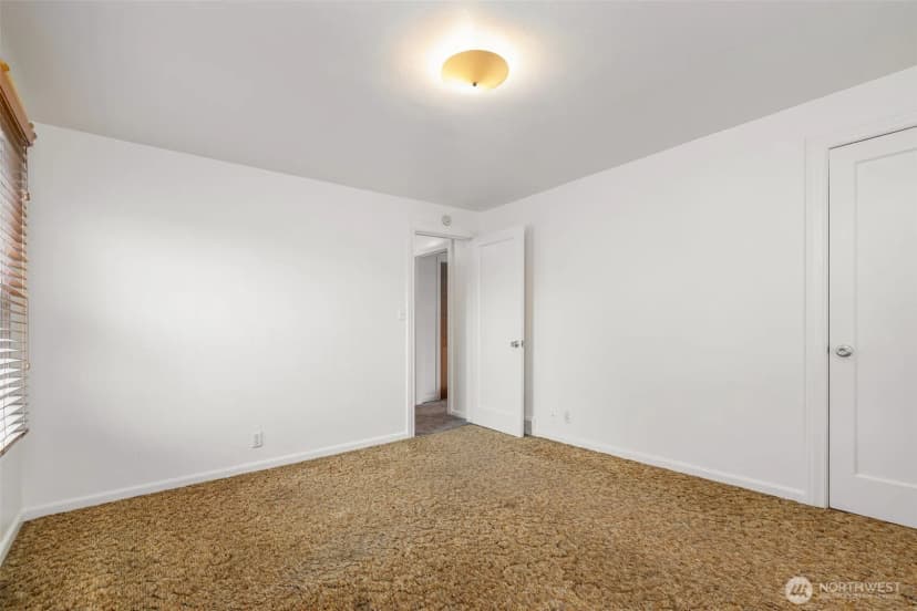 Property photo for 12207 S 14th Avenue, Seattle photo 18