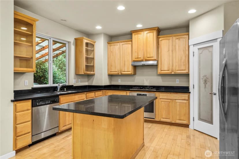 Property photo for 4942 97th Avenue W, University Place photo 12