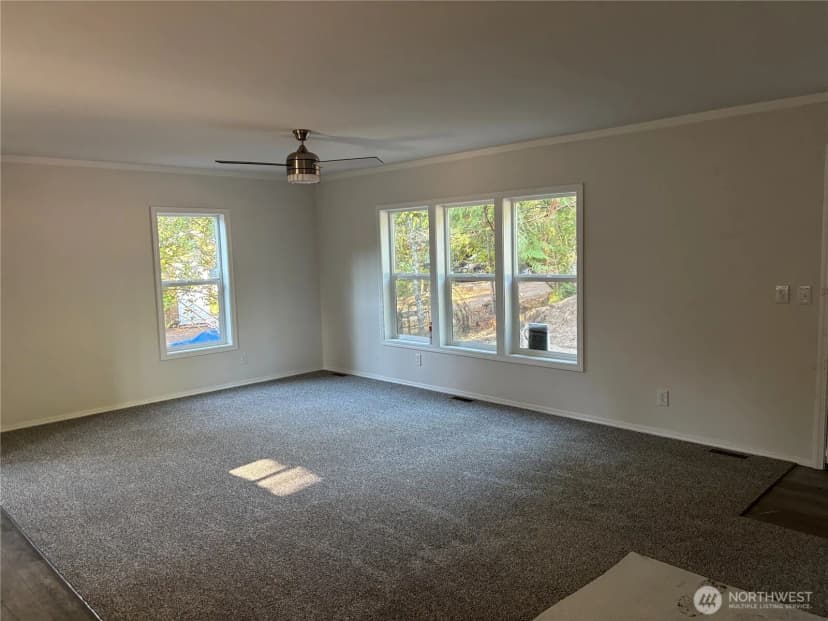 Property photo for 19037 22nd Street Court Sw, Lakebay photo 3
