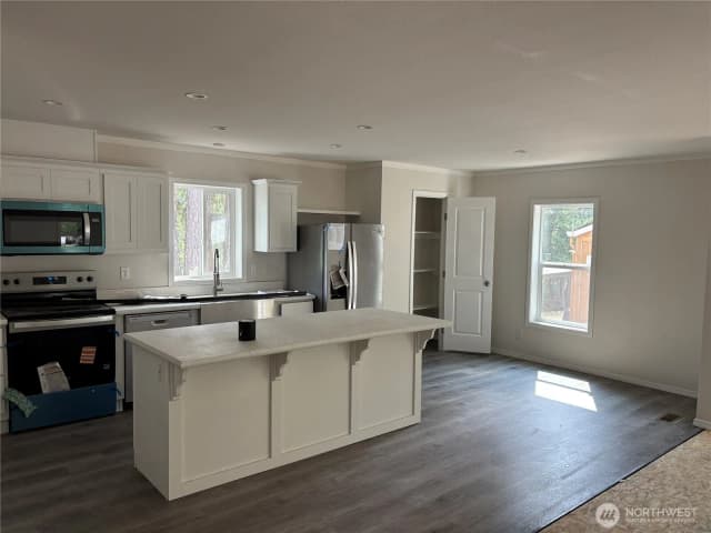 Property photo for 19037 22nd Street Court Sw, Lakebay photo 4