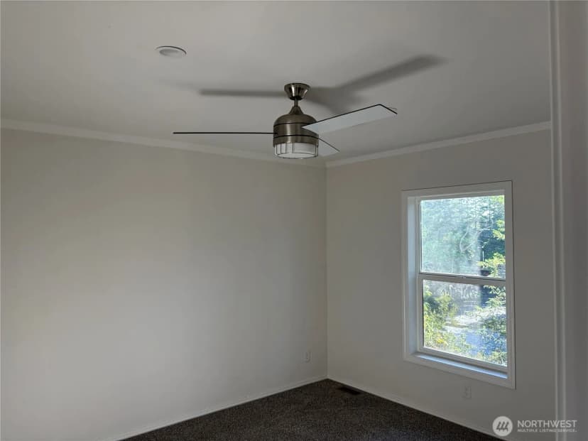 Property photo for 19037 22nd Street Court Sw, Lakebay photo 5