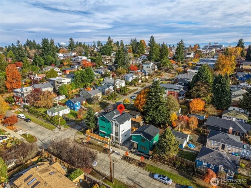 Property photo for 7552 39th Avenue Sw, Seattle photo 20