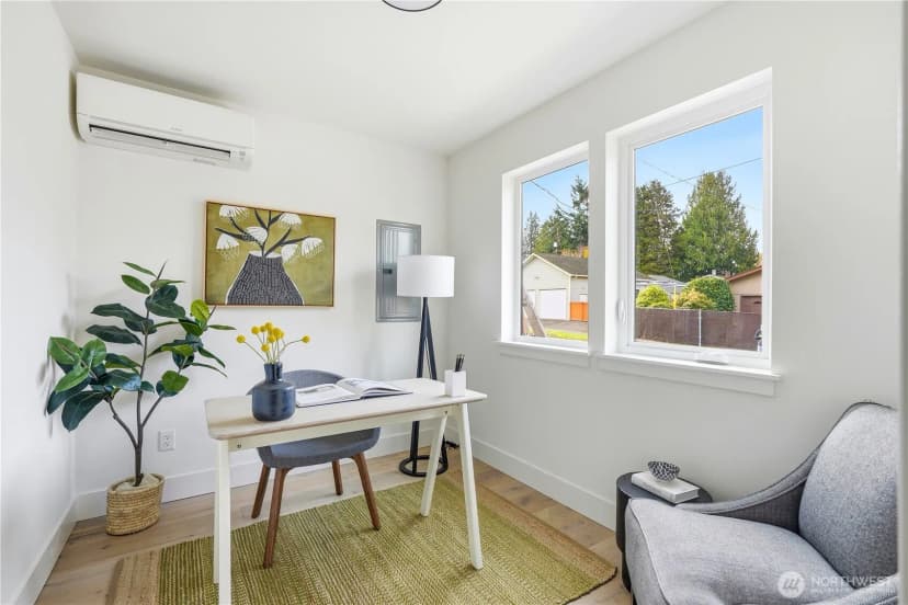 Property photo for 7552 39th Avenue Sw, Seattle photo 5