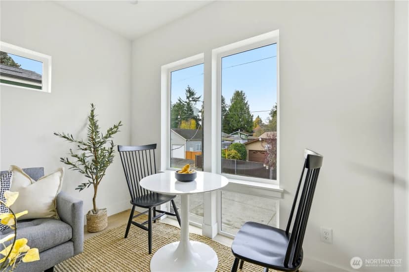 Property photo for 7552 39th Avenue Sw, Seattle photo 13