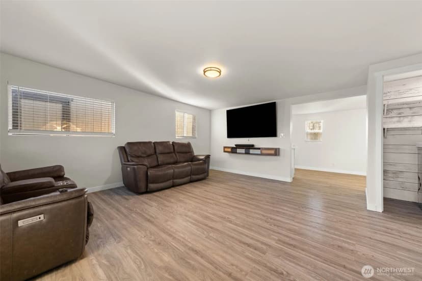 Property photo for 503 Sw Coe Lane, Orting photo 5