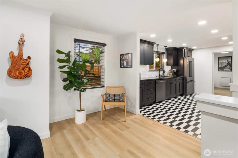 Property photo for 3419 48th Avenue Sw, Seattle photo 10