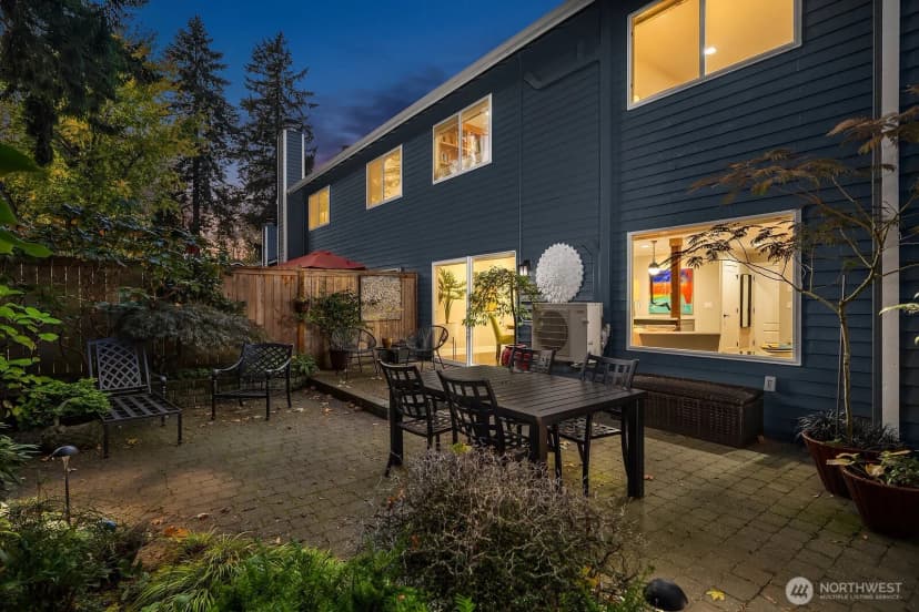 Property photo for 10037 Ne 127th Place #8, Kirkland photo 39