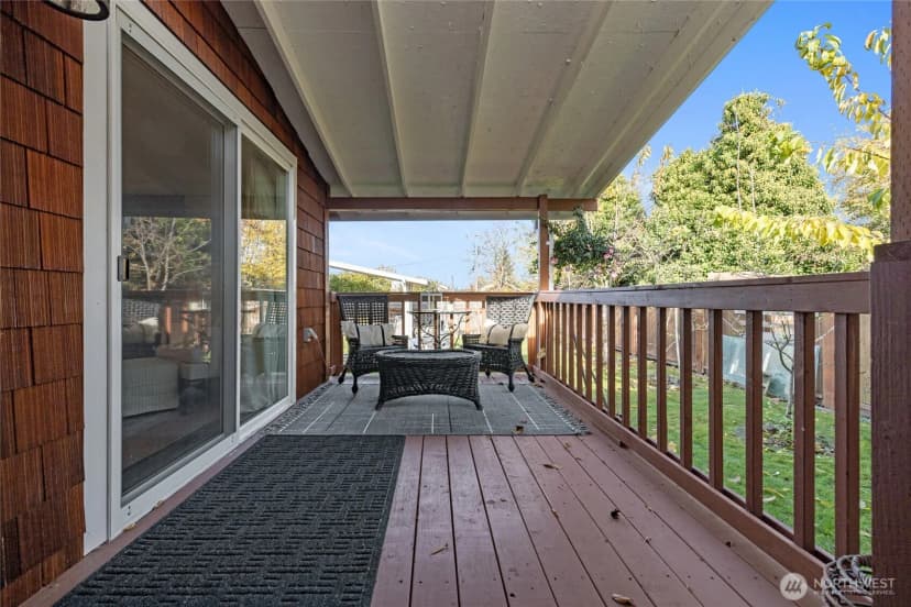 Property photo for 202 Prospect Street E, Eatonville photo 32