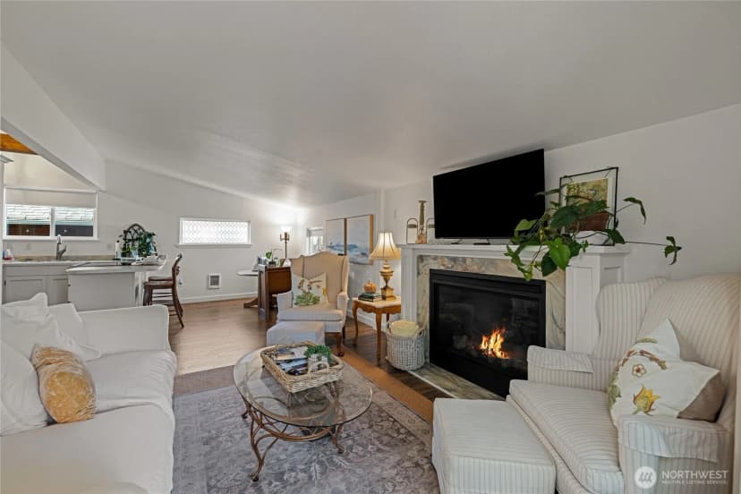 Property photo for 202 Prospect Street E, Eatonville photo 28