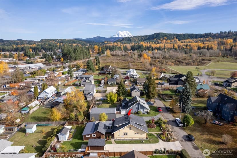 Property photo for 202 Prospect Street E, Eatonville photo 38