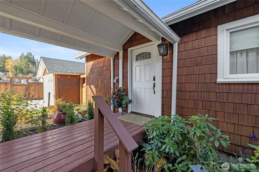 Property photo for 202 Prospect Street E, Eatonville photo 23