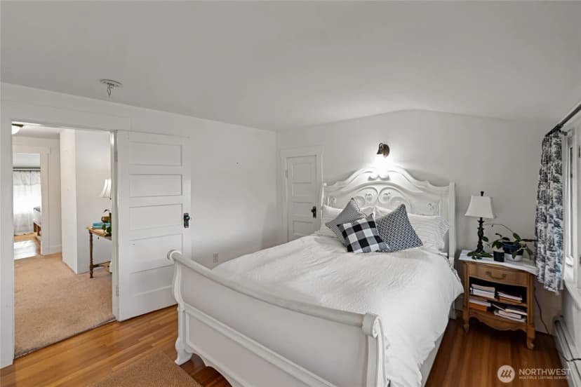 Property photo for 202 Prospect Street E, Eatonville photo 18