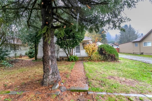 Property photo for 31704 102nd Avenue Se, Auburn photo 2