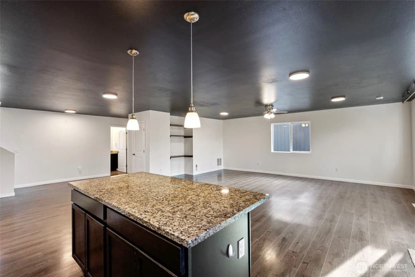 Property photo for 4233 Se Horsehead Way, Port Orchard photo 14