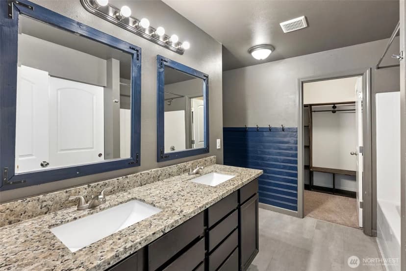 Property photo for 4233 Se Horsehead Way, Port Orchard photo 24