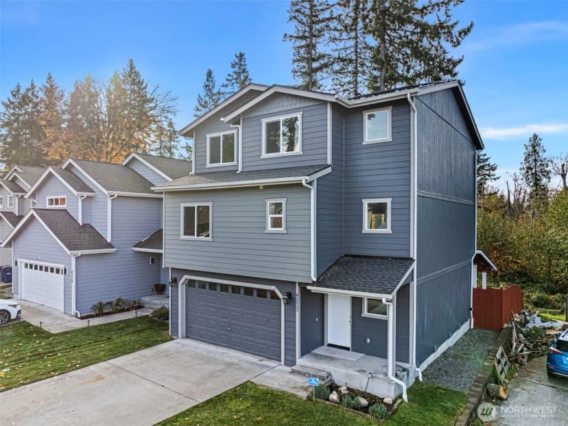 Property photo for 4233 Se Horsehead Way, Port Orchard photo 2