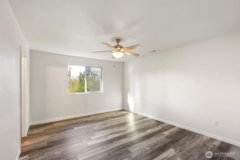 Property photo for 4233 Se Horsehead Way, Port Orchard photo 22
