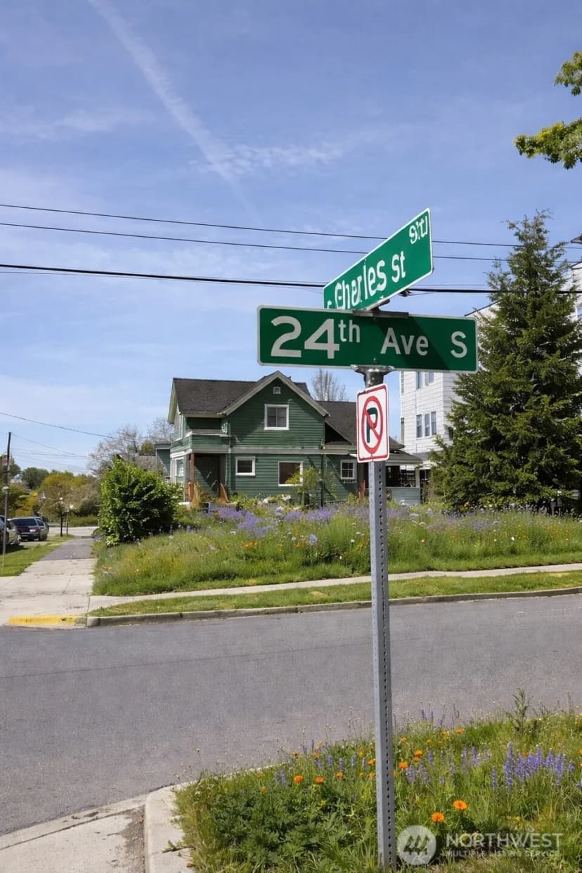 Property photo for 829 24th Avenue S #pcl B, Seattle photo 2