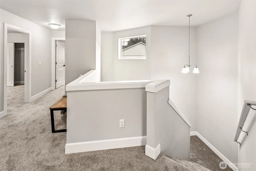 Property photo for 913 Burton Ray Street Ne, Olympia photo 17