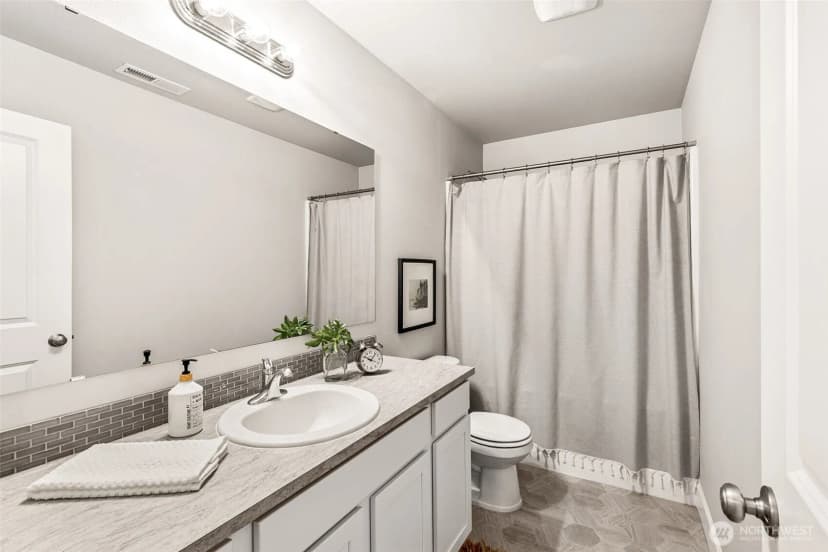 Property photo for 913 Burton Ray Street Ne, Olympia photo 21