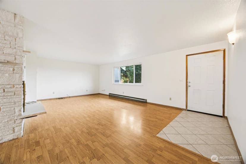 Property photo for 11821 74th Ave East, Puyallup photo 3