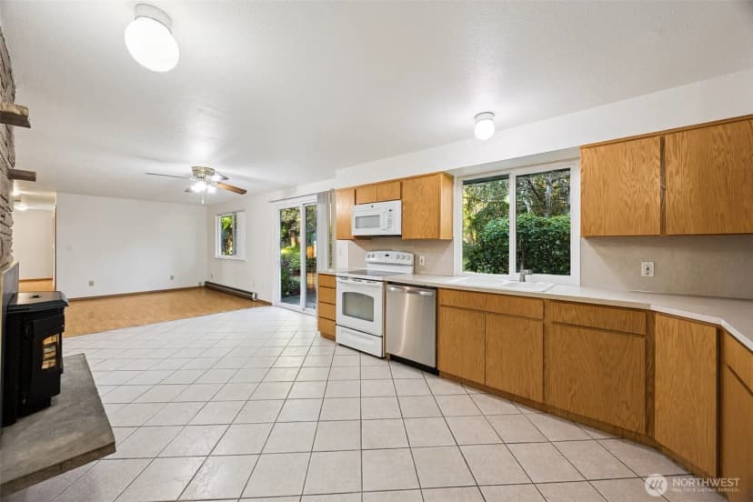 Property photo for 11821 74th Ave East, Puyallup photo 8