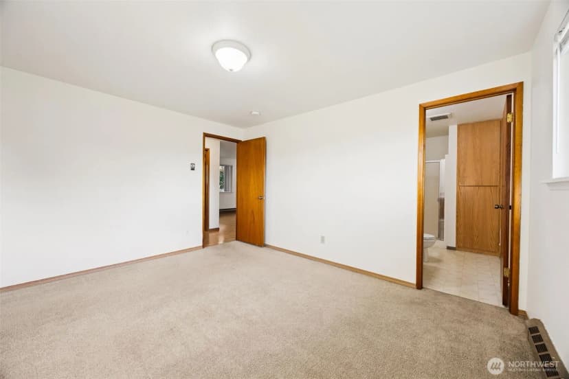 Property photo for 11821 74th Ave East, Puyallup photo 14