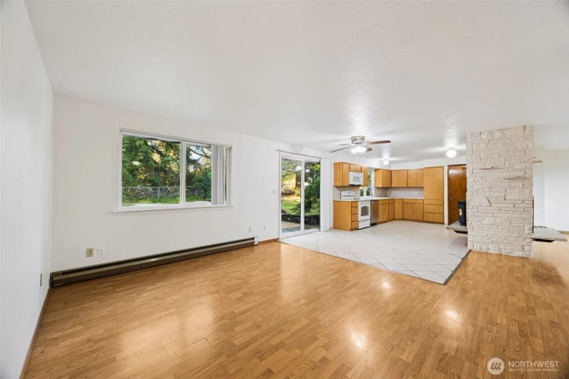 Property photo for 11821 74th Ave East, Puyallup photo 6