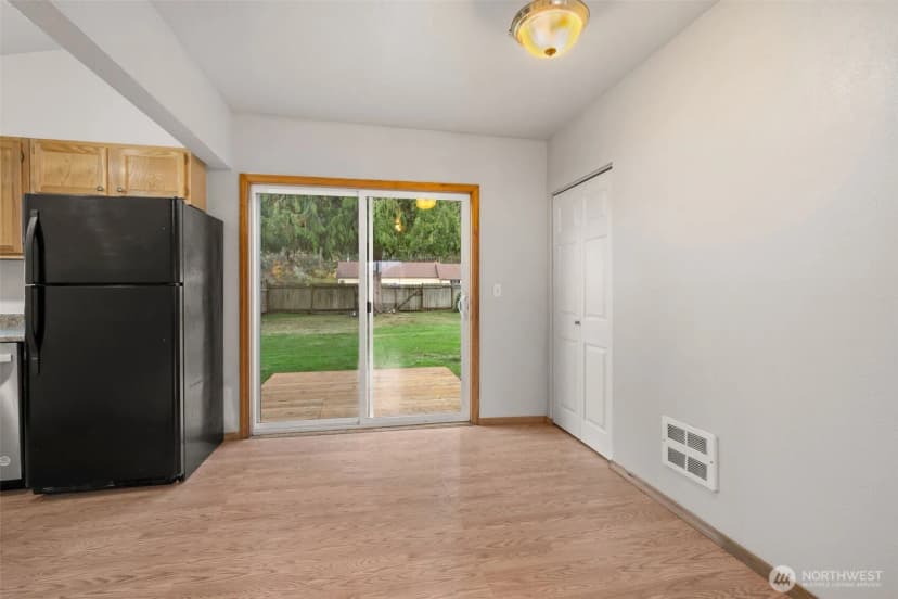 Property photo for 600 S Diamond Street, Centralia photo 18