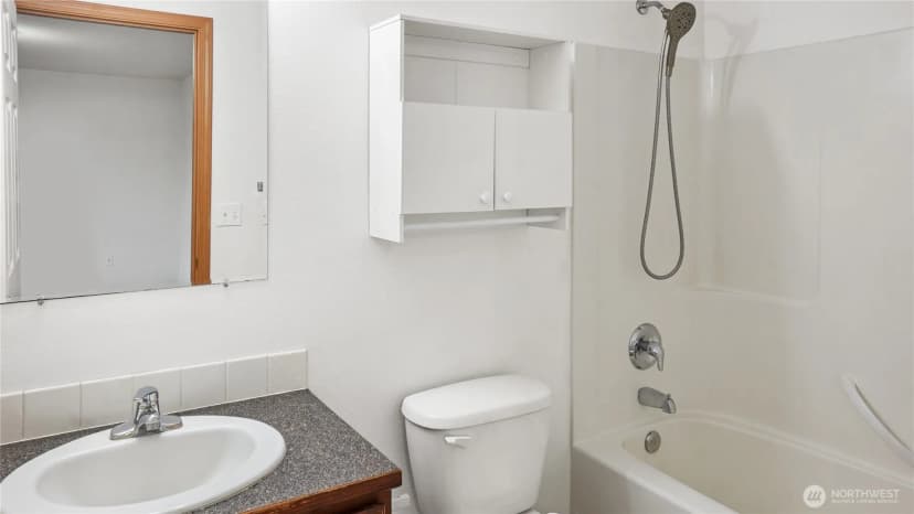 Property photo for 940 S Capstone Avenue, Othello photo 14
