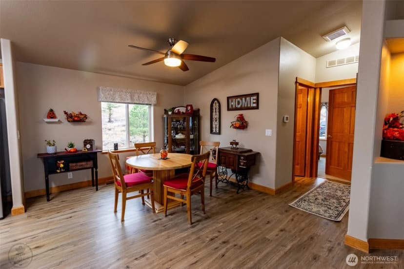Property photo for 182 Point Drive, Oroville photo 6