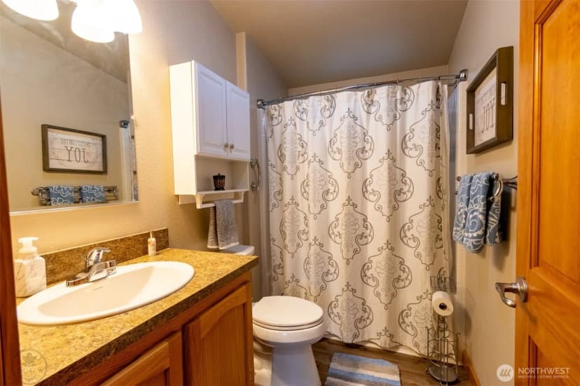 Property photo for 182 Point Drive, Oroville photo 14
