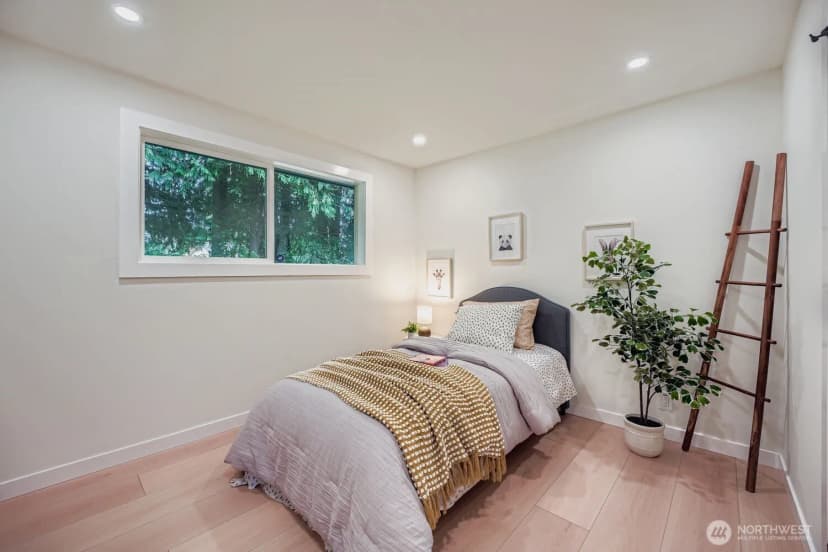 Property photo for 3320 Ne 200 Court, Lake Forest Park photo 14