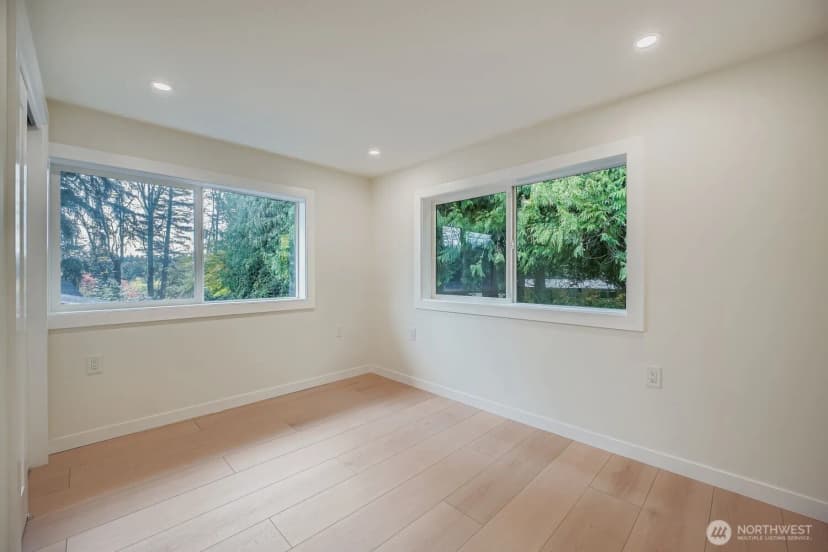 Property photo for 3320 Ne 200 Court, Lake Forest Park photo 22