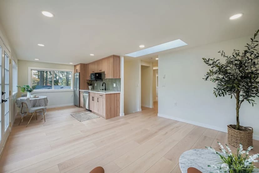 Property photo for 3320 Ne 200 Court, Lake Forest Park photo 18